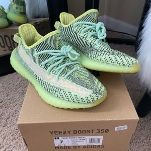 Yeezy Boost 350 V2 Yeeree